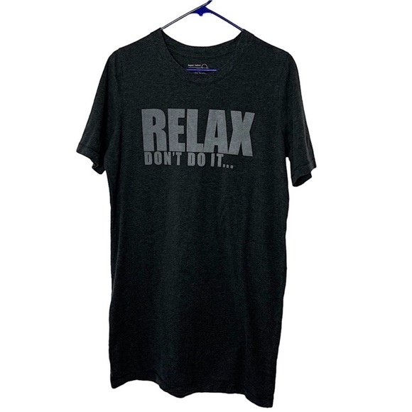 Paper Label 'Relax' Graphic Tee - Picture 2 of 8